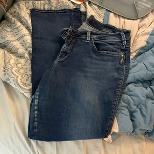 Used Silver Jeans Sz 18/L33 Slim Bootcut